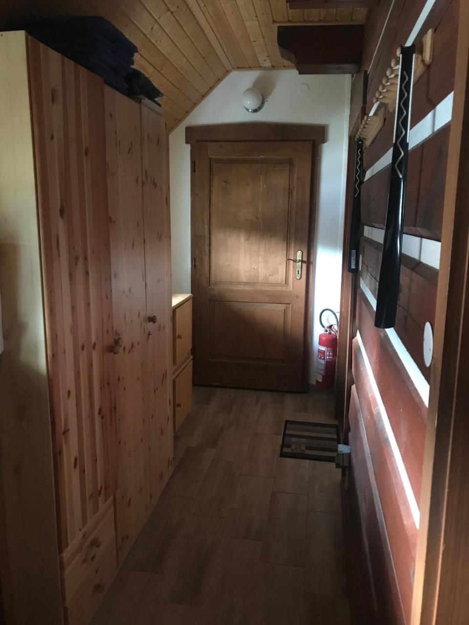 Modern Na Zlatniku Apartment